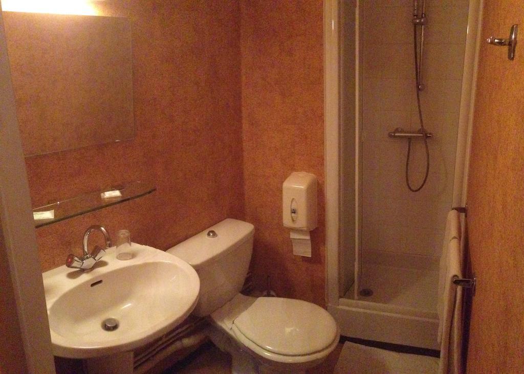 Hotel De L'Abbaye Sauxillanges エクステリア 写真