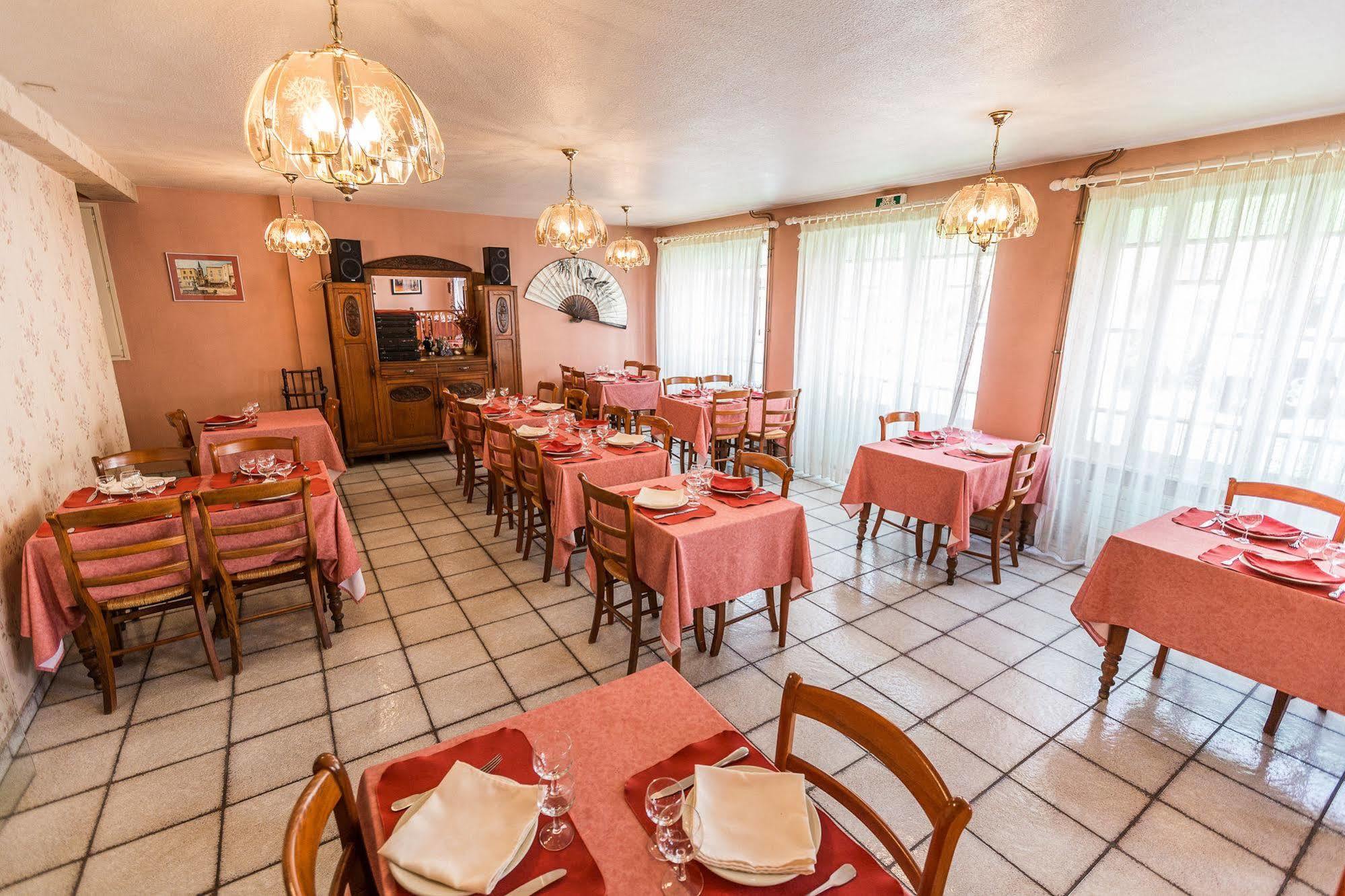 Hotel De L'Abbaye Sauxillanges エクステリア 写真